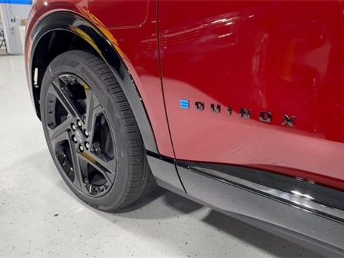 New 2026 Chevrolet Equinox EV RS image 15