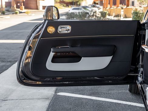 Certified 2020 Rolls-Royce Wraith image 25