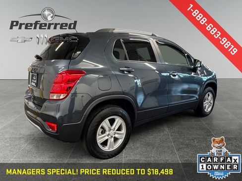 Certified 2022 Chevrolet Trax LT w/ LT Convenience Package image 19