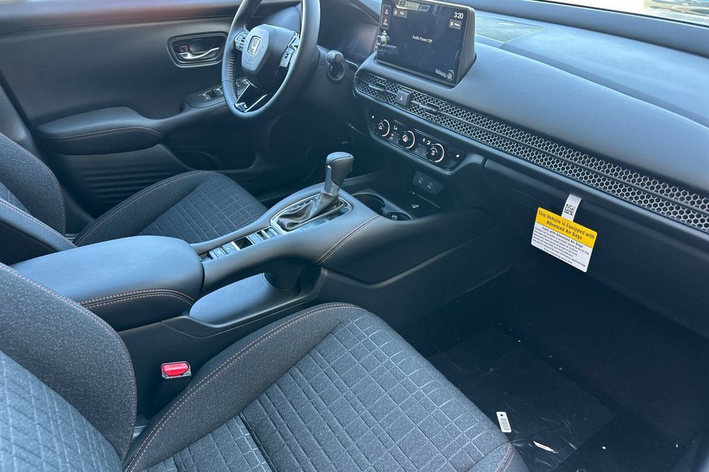 Certified 2027 Honda HR-V Sport image 40