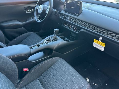 Certified 2027 Honda HR-V Sport image 40