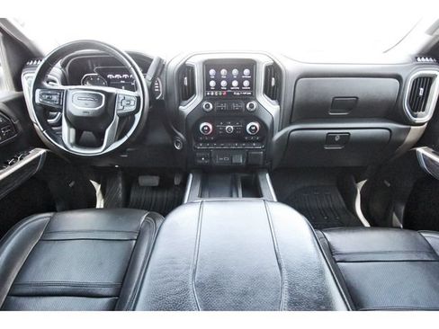 Used 2023 GMC Sierra 3500 Denali w/ Denali Ultimate Package AWD/4WD image 8