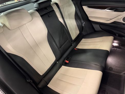 Used 2019 BMW X6 sDrive35i RWD image 46