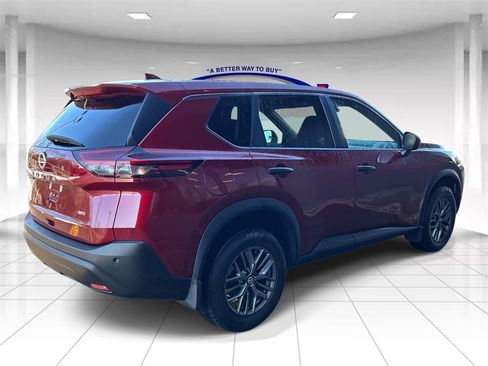 Used 2021 Nissan Rogue S image 3