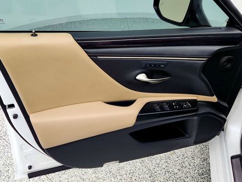 Used 2021 Lexus ES 350 w/ Premium Package image 11