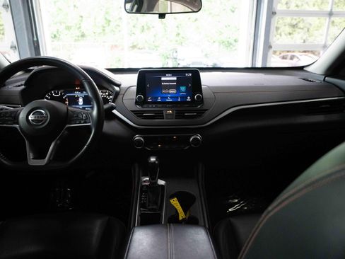 Used 2022 Nissan Altima 2.5 SR FWD image 20