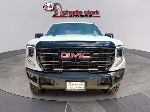 New 2025 GMC Sierra 1500 AT4X image 8