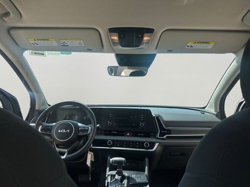 Used 2024 Kia Sportage LX image 10