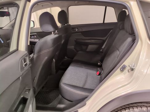 Used 2014 Subaru Crosstrek 2.0i Premium image 14