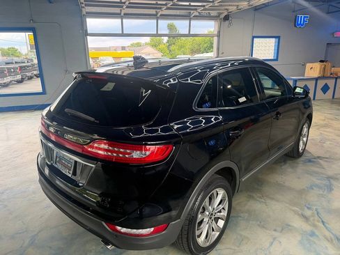 Used 2019 Lincoln MKC Select w/ Vista Value Package AWD/4WD image 10
