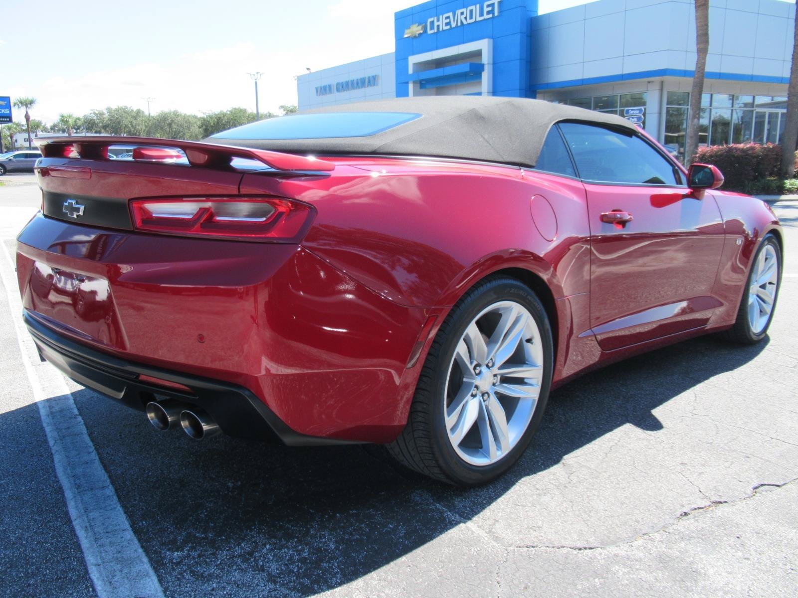 Used 2017 Chevrolet Camaro LT RWD image 5