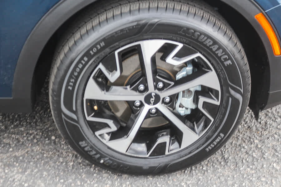 Used 2023 Kia Sportage EX AWD/4WD image 12