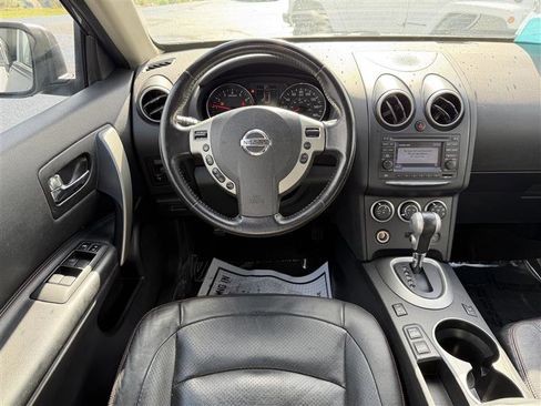 Used 2013 Nissan Rogue SL AWD/4WD image 9