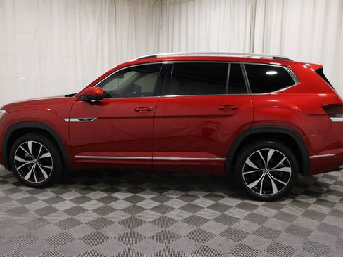 Used 2024 Volkswagen Atlas SEL Premium R-Line AWD/4WD image 37