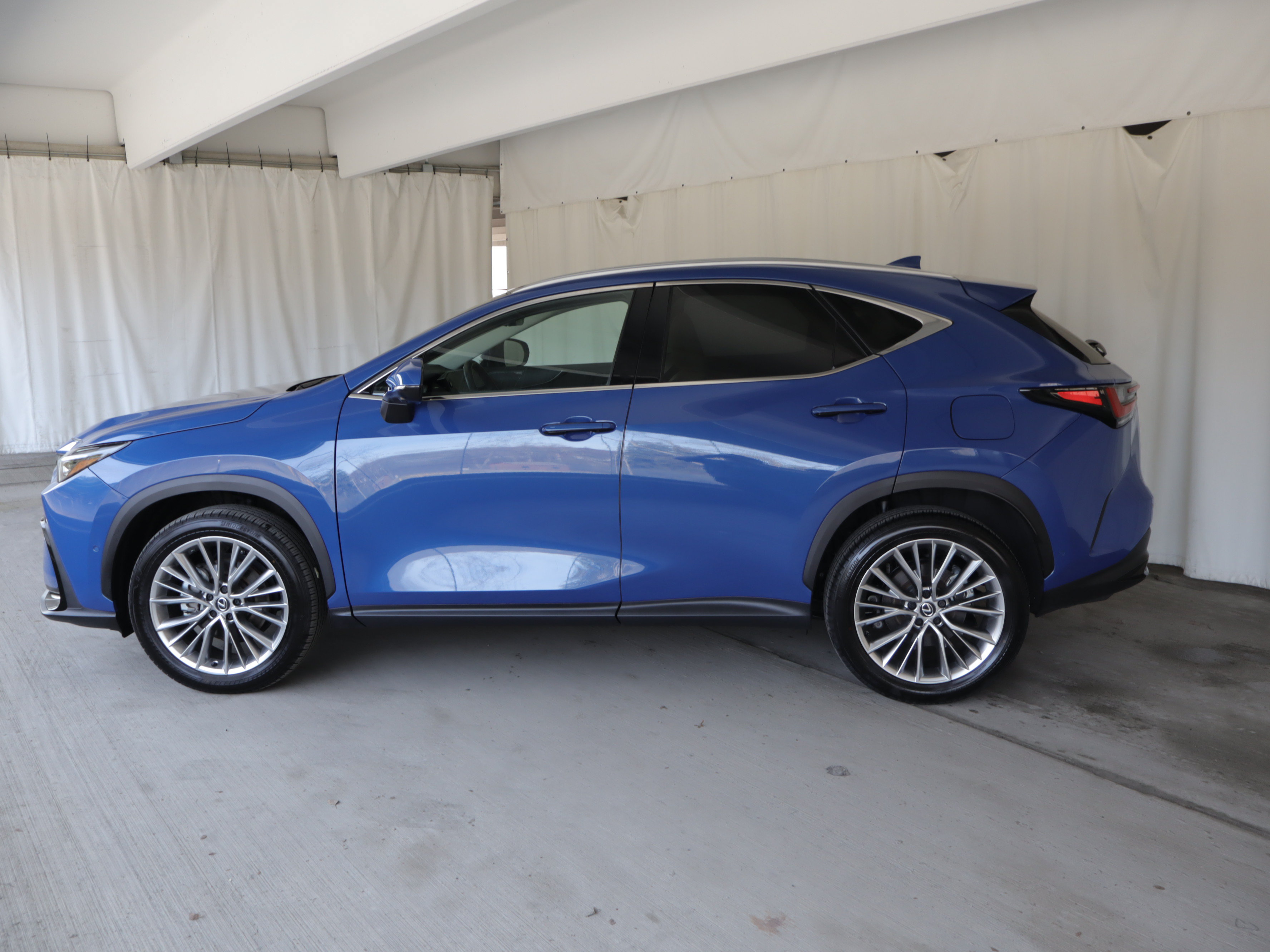 Used 2025 Lexus NX 350 AWD w/ Rear Seat Package image 23