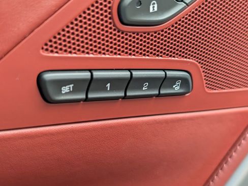 Used 2017 Chevrolet Corvette Z06 image 9