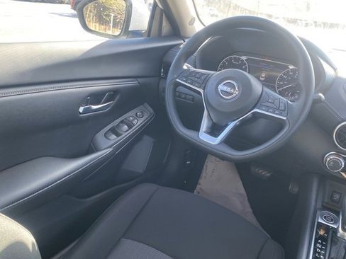 New 2025 Nissan Sentra SV image 31