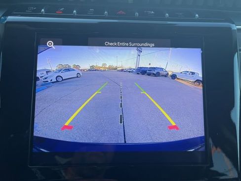 Used 2023 Jeep Grand Cherokee L Laredo image 18