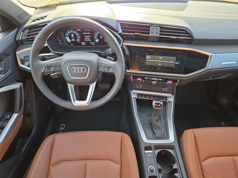 Used 2025 Audi Q3 2.0T Premium w/ Convenience Package image 14