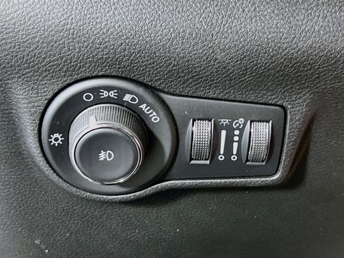 Used 2022 Jeep Compass Latitude w/ Convenience Group AWD/4WD image 10