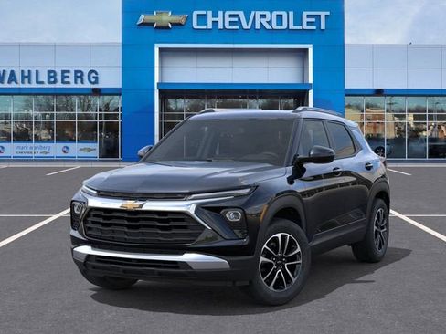 New 2026 Chevrolet TrailBlazer LT w/ Convenience Package FWD image 6