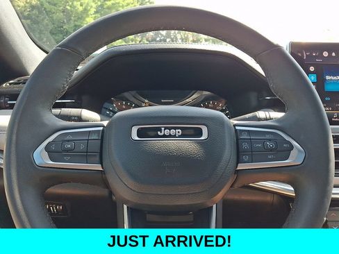 Used 2023 Jeep Compass Limited w/ Sun and Sound Group AWD/4WD image 20