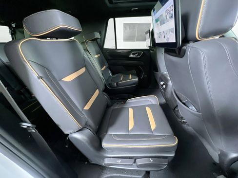 Used 2023 GMC Yukon AT4 w/ AT4 Premium Package image 31