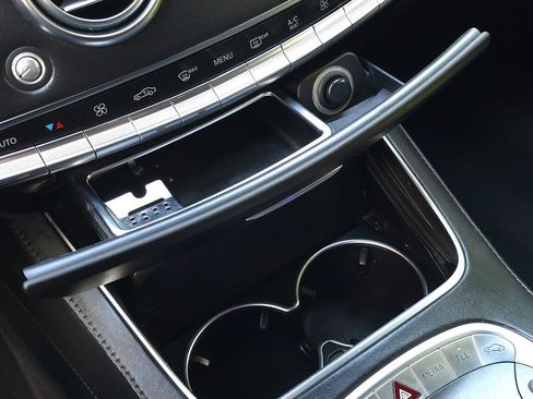 Used 2017 Mercedes-Benz S 550 Cabriolet image 54