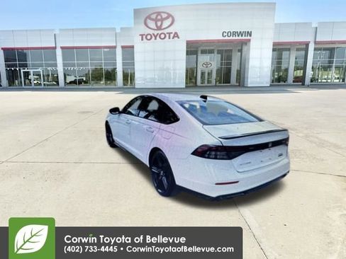 Used 2024 Honda Accord Sport image 9