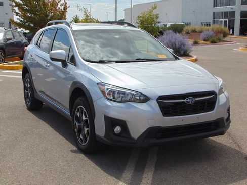 Used 2020 Subaru Crosstrek 2.0i Premium w/ Moonroof Package 1 AWD/4WD image 9