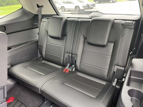 Certified 2023 Volkswagen Atlas SE w/ Panoramic Sunroof Package FWD image 14