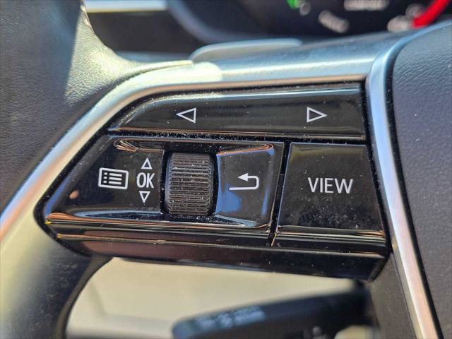 Used 2024 Audi Q8 e-tron Premium Plus w/ Premium Plus Package AWD/4WD image 34