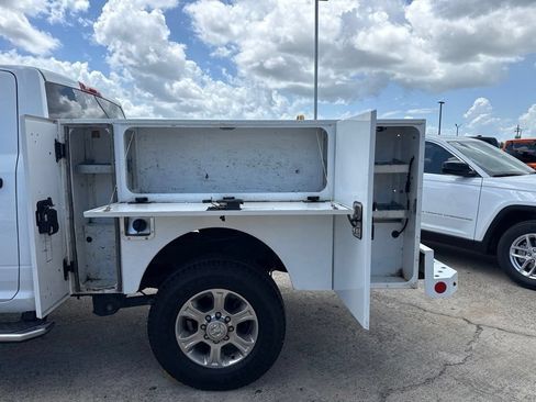 Used 2024 RAM 2500 Big Horn AWD/4WD image 8
