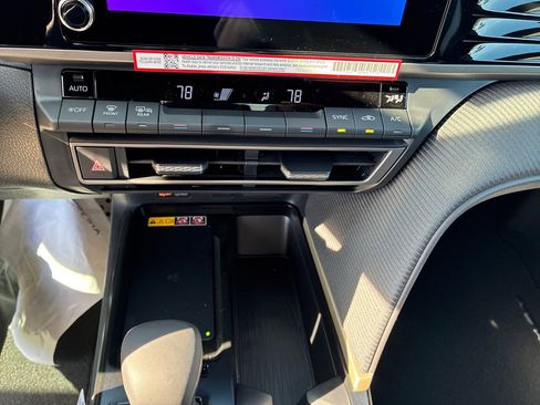 New 2026 Toyota Camry SE image 22