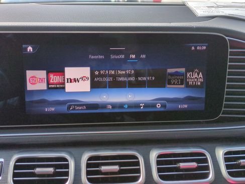 New 2025 Mercedes-Benz GLS 450 4MATIC image 13