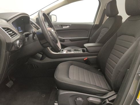 Used 2022 Ford Edge SE image 17