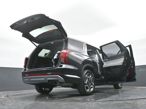 Used 2023 Hyundai Palisade SEL image 52