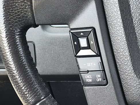 Used 2014 Ford F150 XLT w/ Equipment Group 302A Luxury AWD/4WD image 23