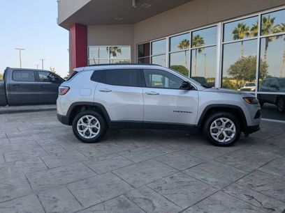 Used 2024 Jeep Compass Latitude