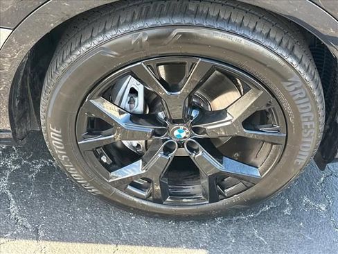 Used 2025 BMW X7 xDrive40i w/ Premium Package AWD/4WD image 35