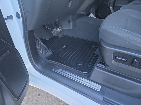 Used 2021 Chevrolet Silverado 1500 LT w/ Z71 Off-Road Package image 42