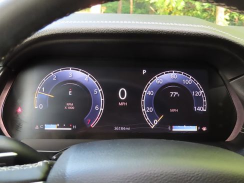 Certified 2023 Jeep Grand Cherokee Limited w/ Luxury Tech Group II AWD/4WD image 21