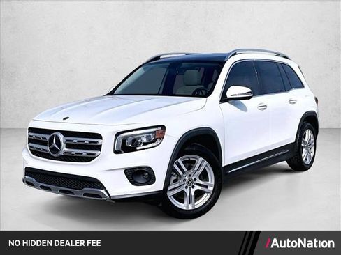 Used 2023 Mercedes-Benz GLB 250 4MATIC image 1