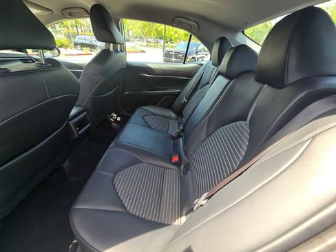 Used 2023 Toyota Camry SE FWD image 17