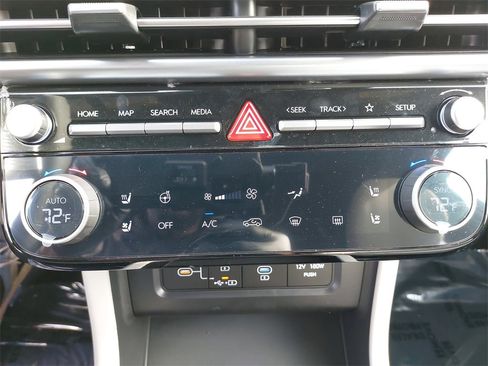 New 2026 Hyundai Tucson Limited image 24