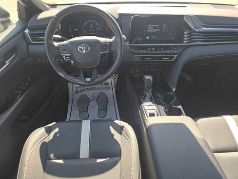Certified 2025 Toyota Camry SE FWD image 20
