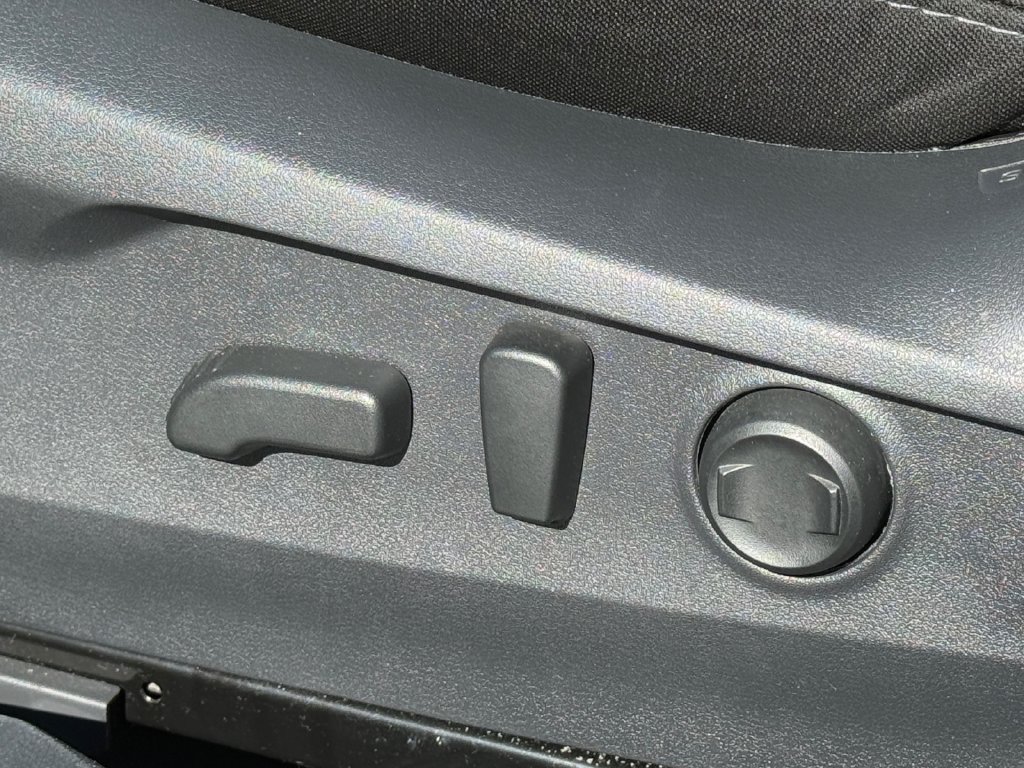 Used 2025 Subaru Legacy Premium AWD/4WD image 12