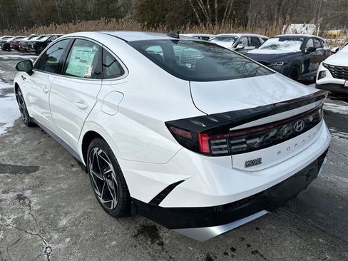 New 2026 Hyundai Sonata SEL FWD image 3