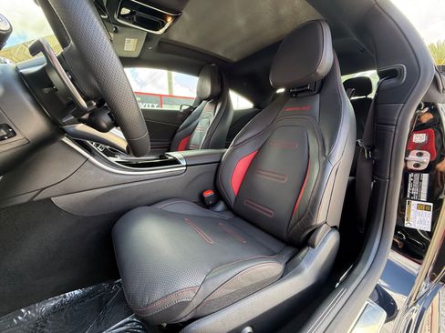 Used 2025 Mercedes-Benz CLE 53 AMG CLE 53 AMG image 13