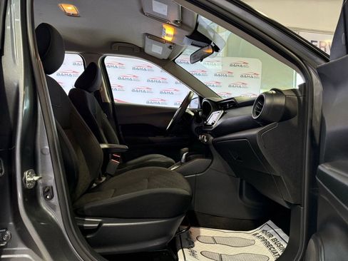 Used 2021 Nissan Kicks S FWD image 58